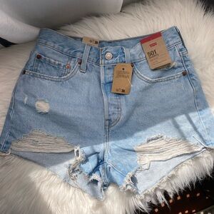 NWT Levi’s 501 Shorts